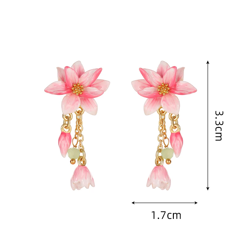 18k Gold Pink Magnolia Flower Earrings – pink – flower detail