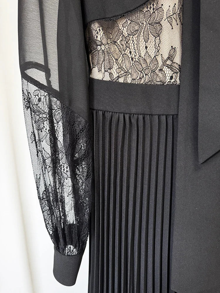 Robe plissée en dentelle Allie