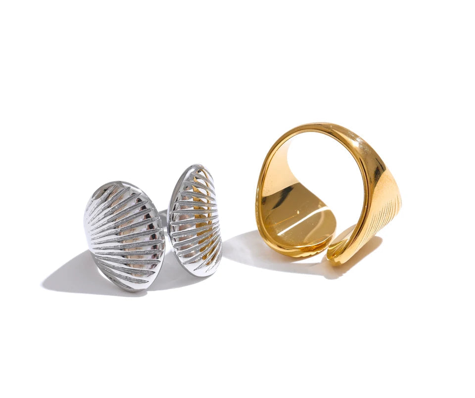 Shell Stripe Open Adjustable Ring — rings in gold — additional view