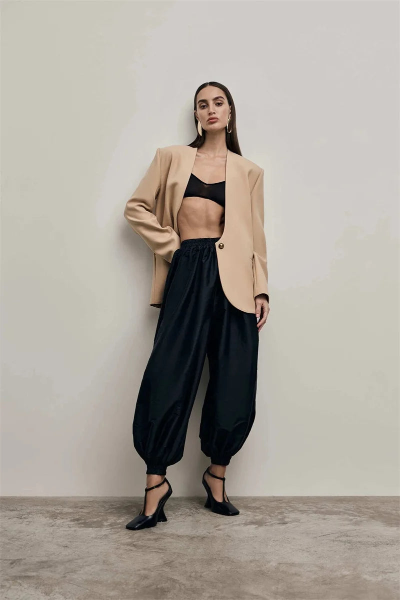 Amberkleurige blazer met diepe V-hals