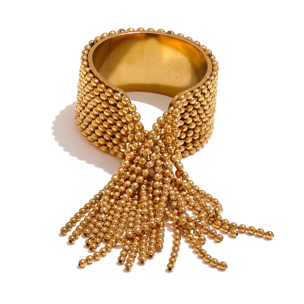 Chain Tassel Finger Ring 18K Plated in gold