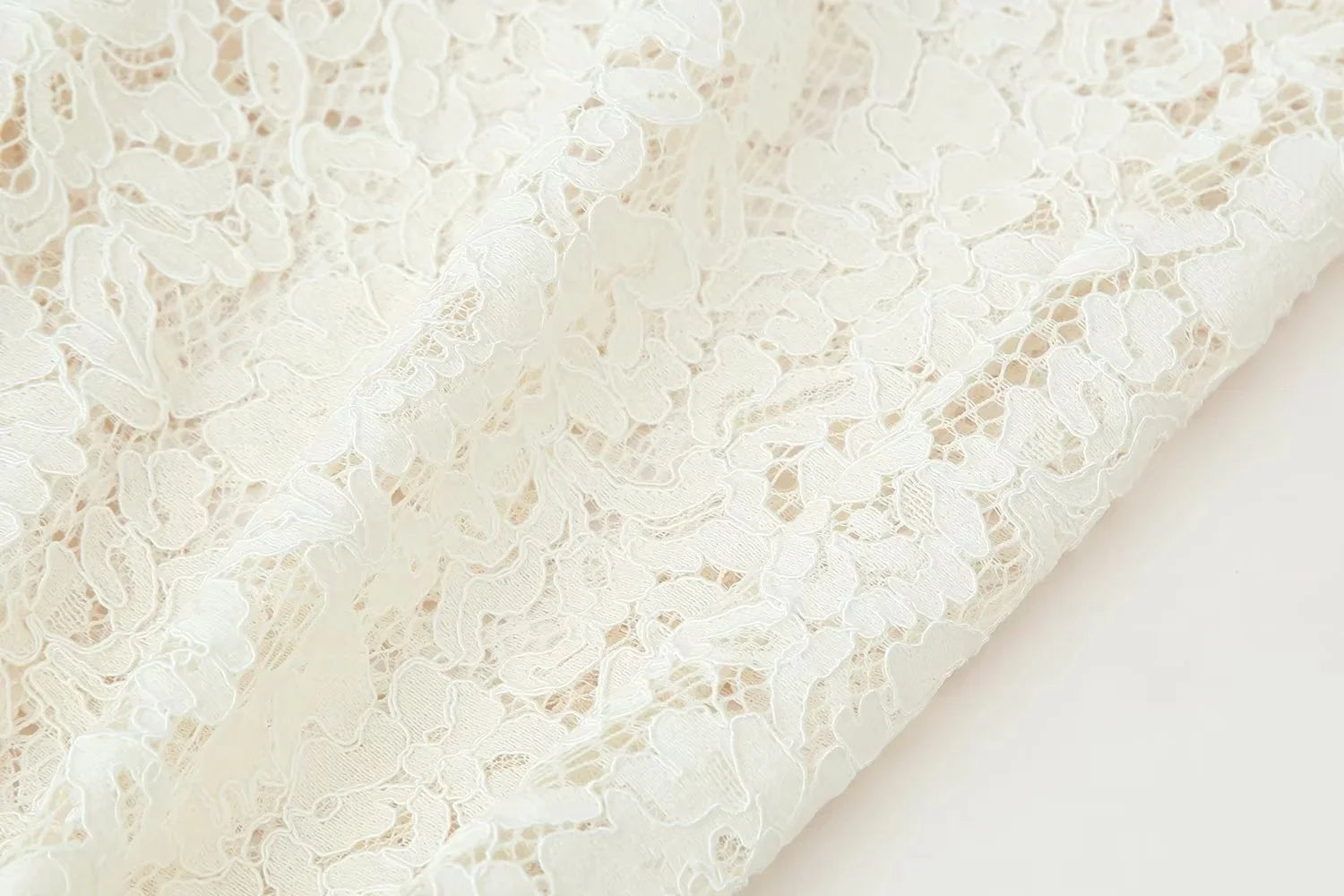 Brenda Lace Long Pants – ivory – lace detail