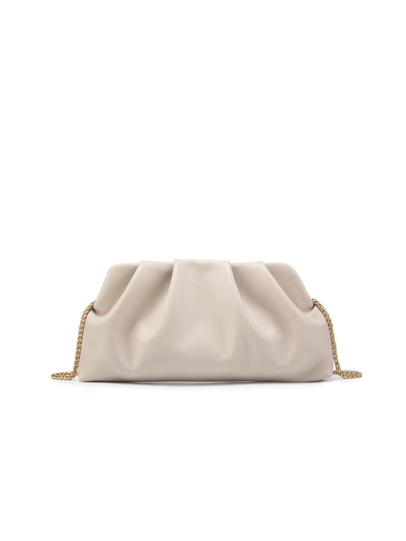 Woman styling Anna chain shoulder bag for versatile occasions