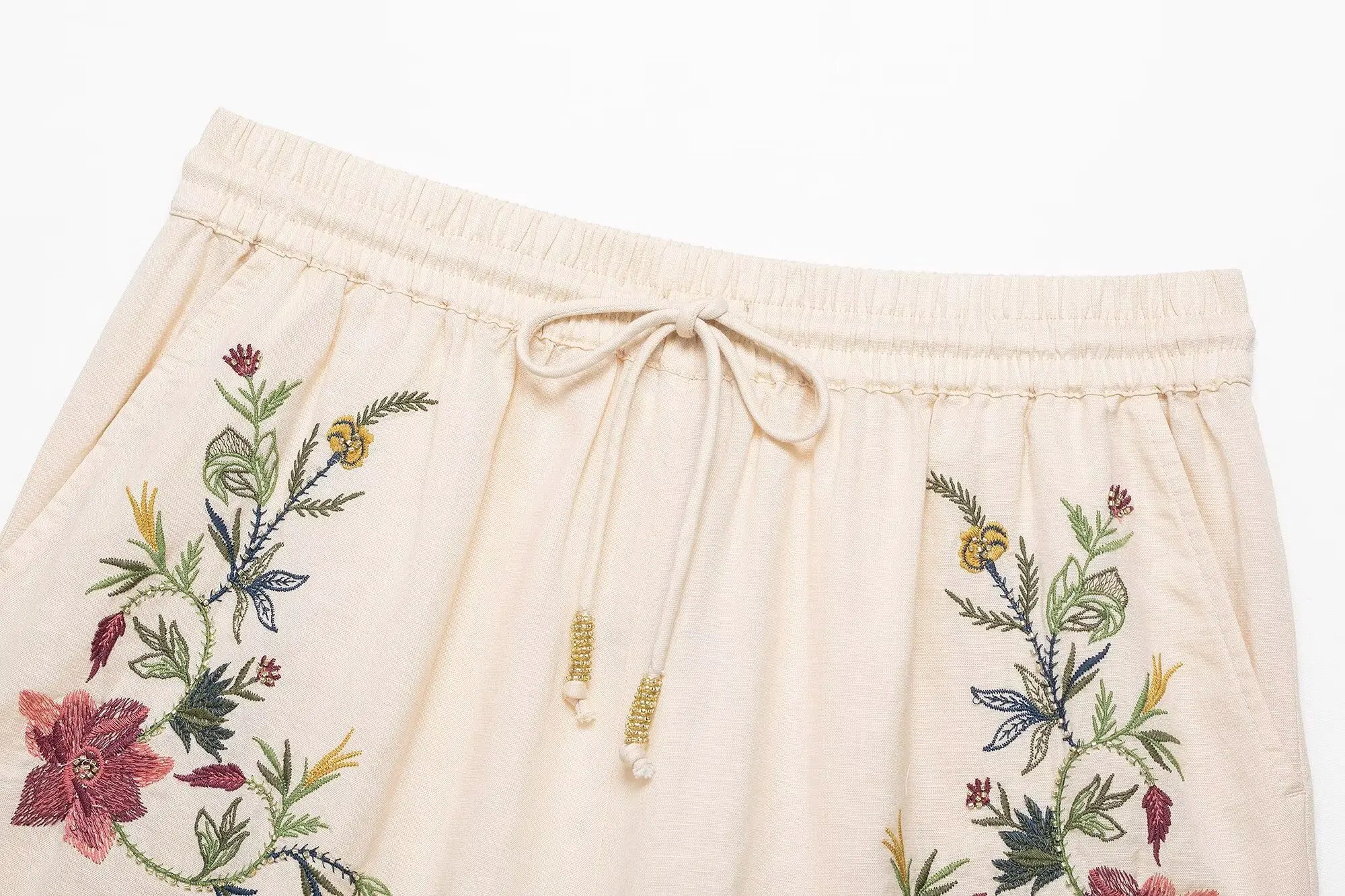 Flower Embroidered Lace Shorts