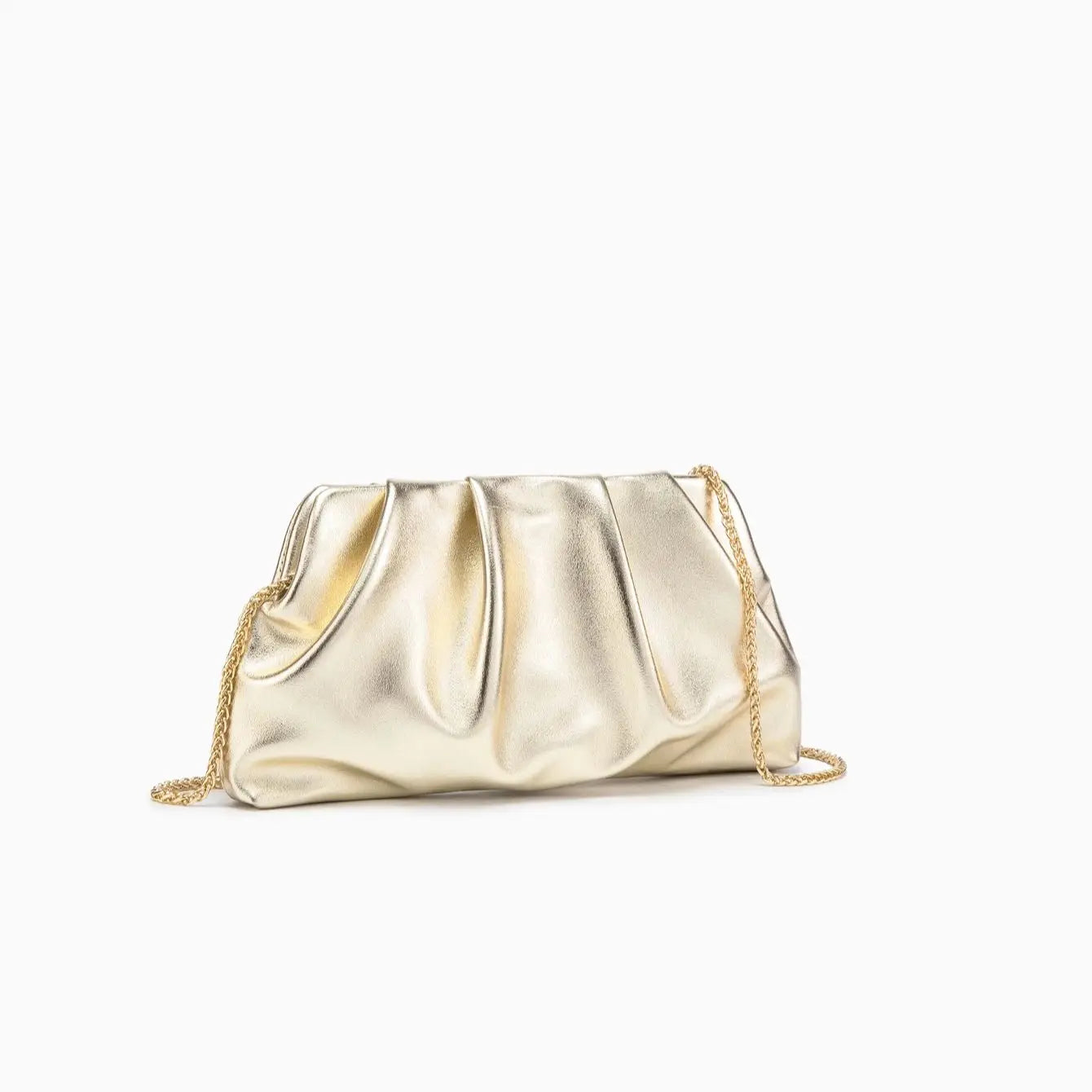 Closure and flap detail of Anna chain shoulder bag
