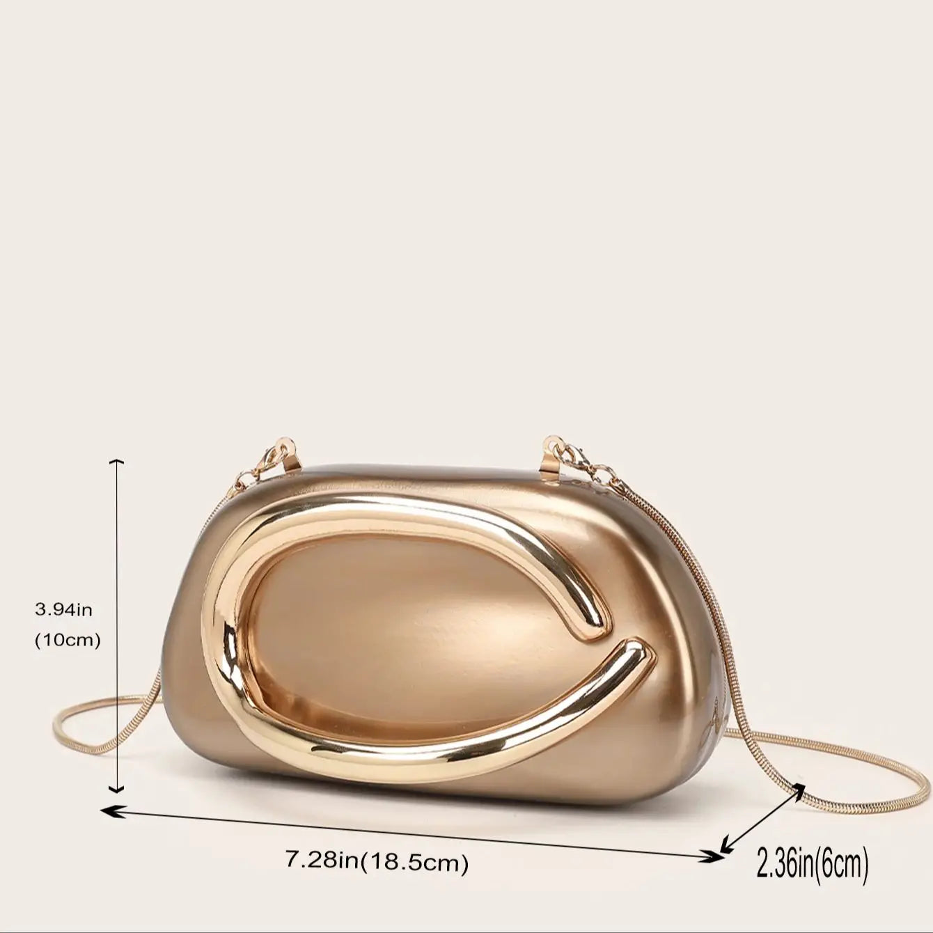 Closure mechanism detail of metal handle clutch bag