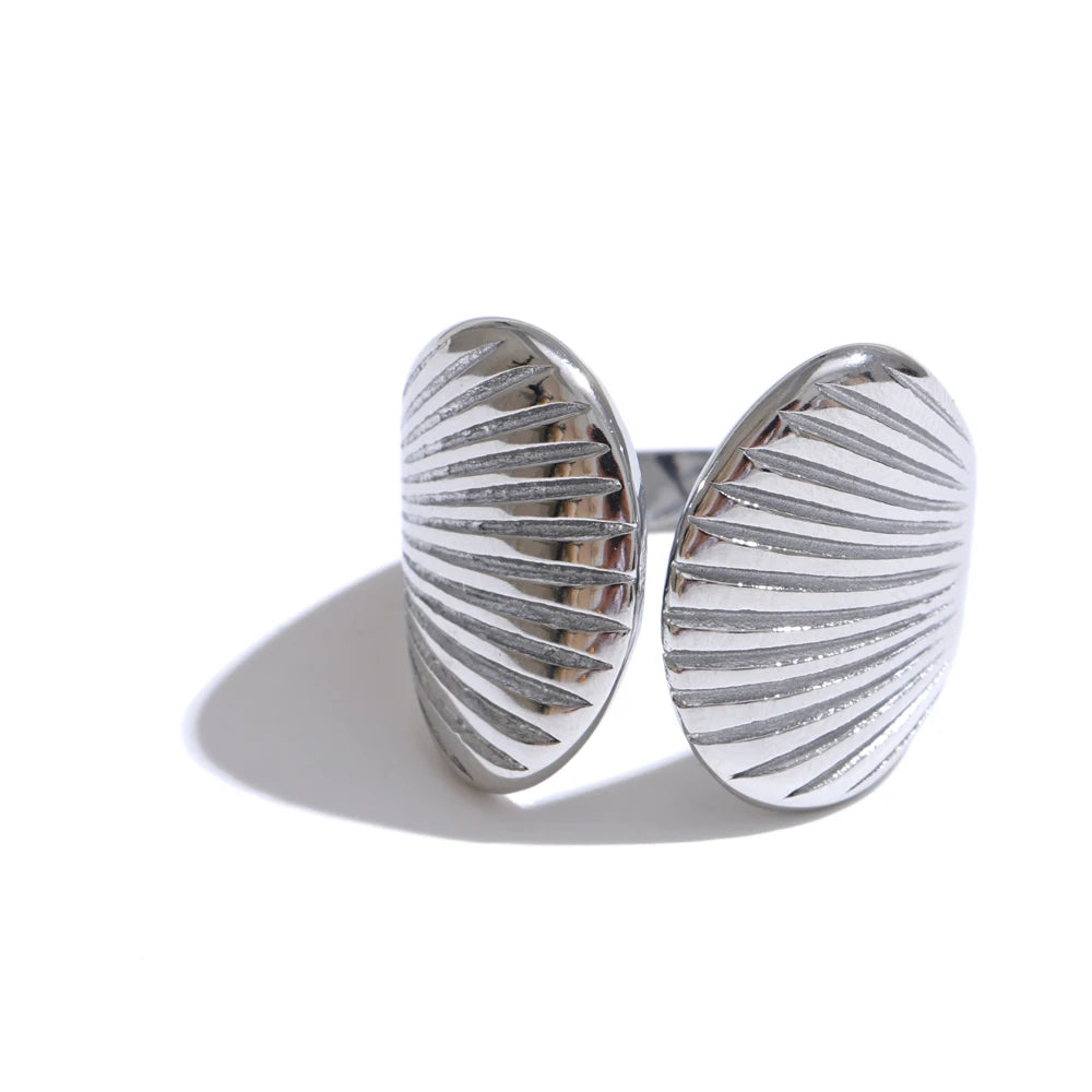 Shell Stripe Open Adjustable Ring — rings in gold — additional view